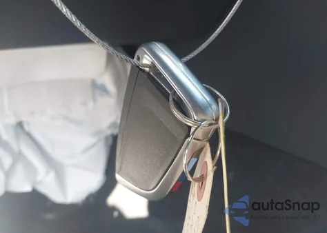 2022 BMW M8 Competition z USA, uszkodzony, nr VIN WBSGV0C03NCH16601